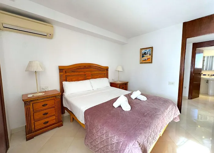 Coblanca 8-12-5 Apartman
